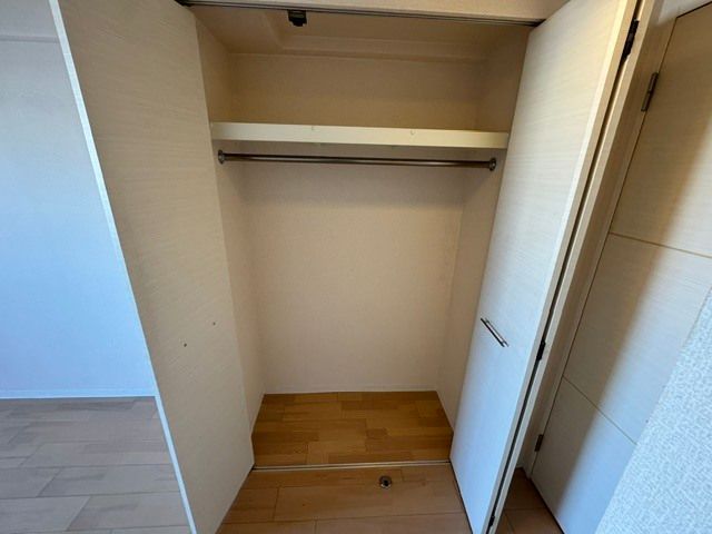 収納　同物件別部屋写真
