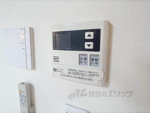 その他設備　給湯器リモコン