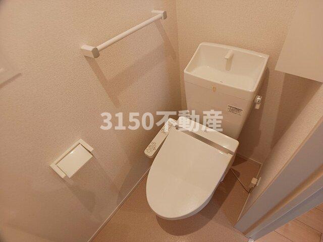 トイレ　トイレもきれいです