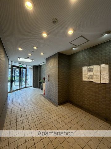 地下鉄谷町線 南森町駅 徒歩7分 10階建 築29年の外観写真