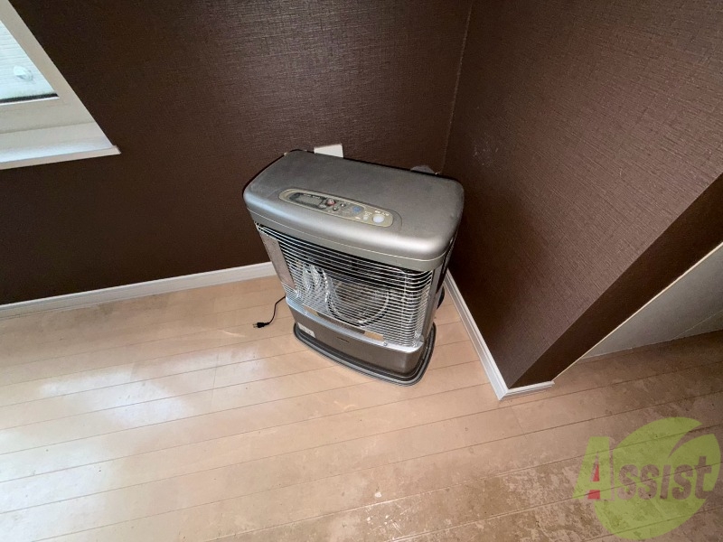その他設備　灯油暖房が設置されているので冬場も快適です！