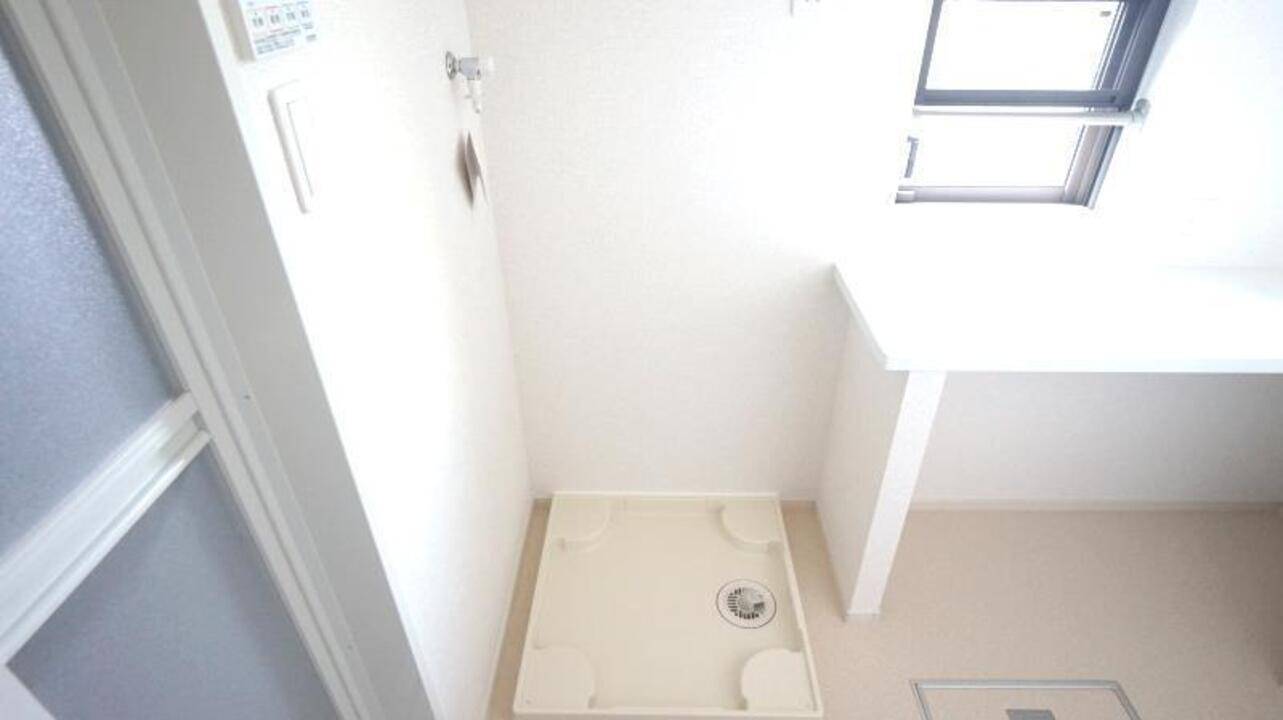 その他設備　洗濯機置場