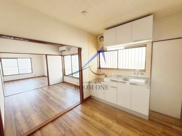 居室・リビング　洋室のお部屋です。