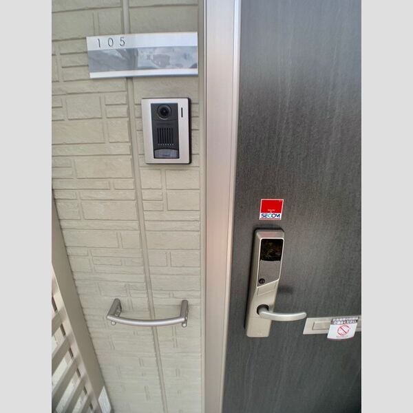 玄関　SECOM付　ICカードキー♪