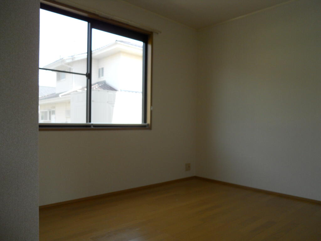 その他部屋・スペース　洋室５帖！