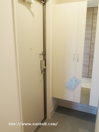 玄関　シューズボックス付き玄関
