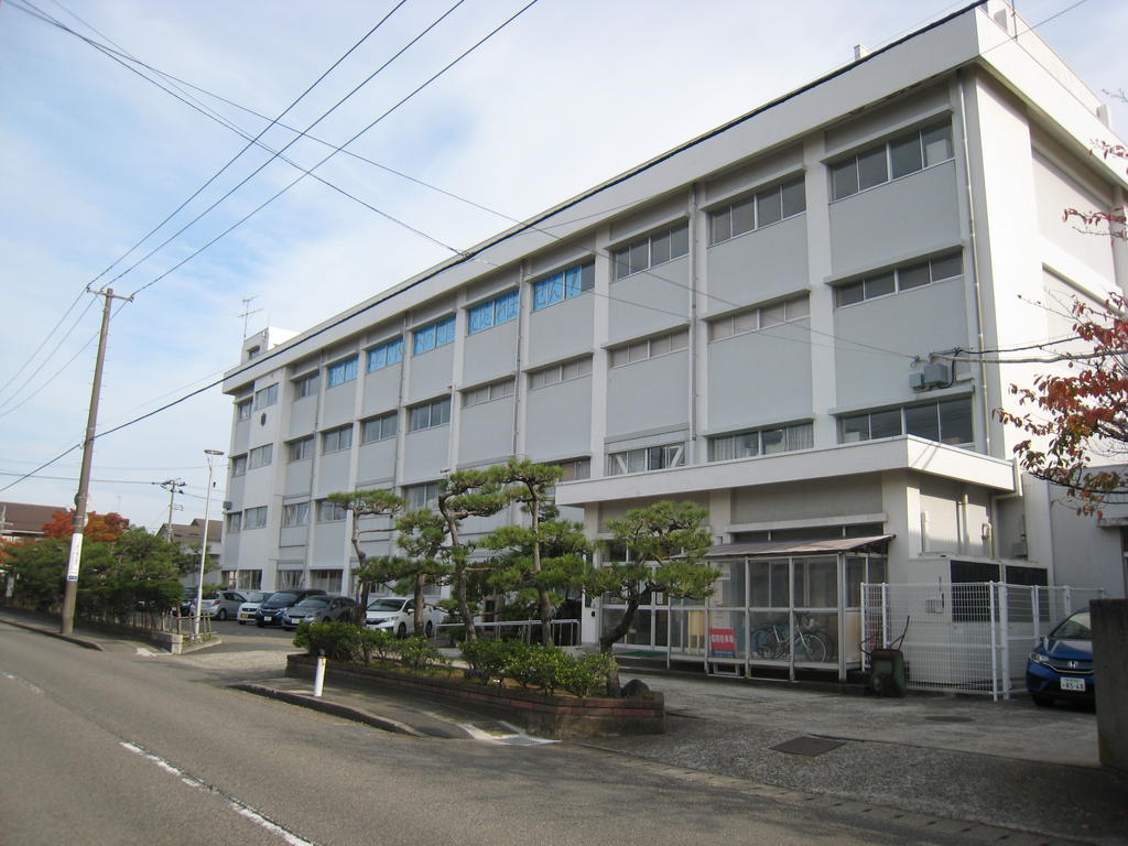 その他　小針中学校