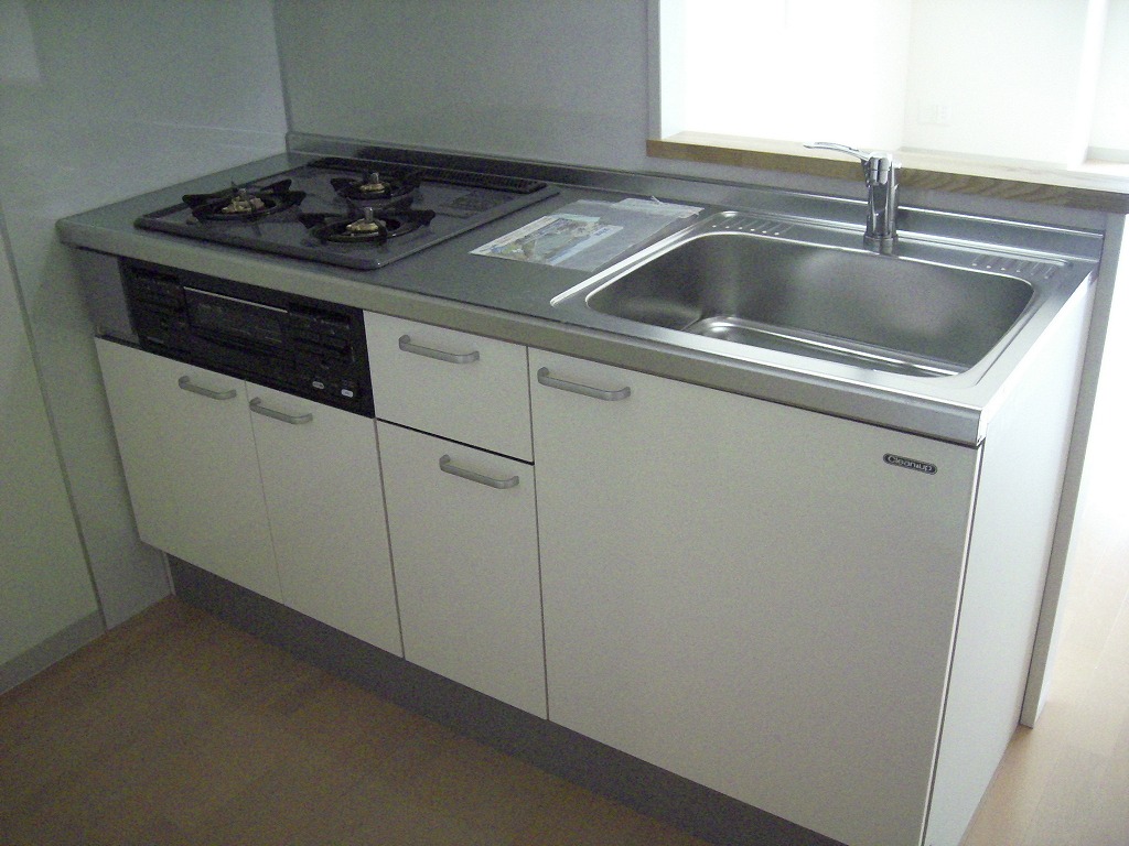 キッチン　３口システムキッチン