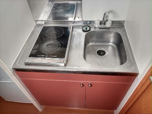 キッチン　備品や設備仕様は号室等により異なります。現地をご確認下さい。