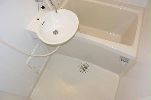 バス・シャワールーム　一日の疲れを癒せます♪