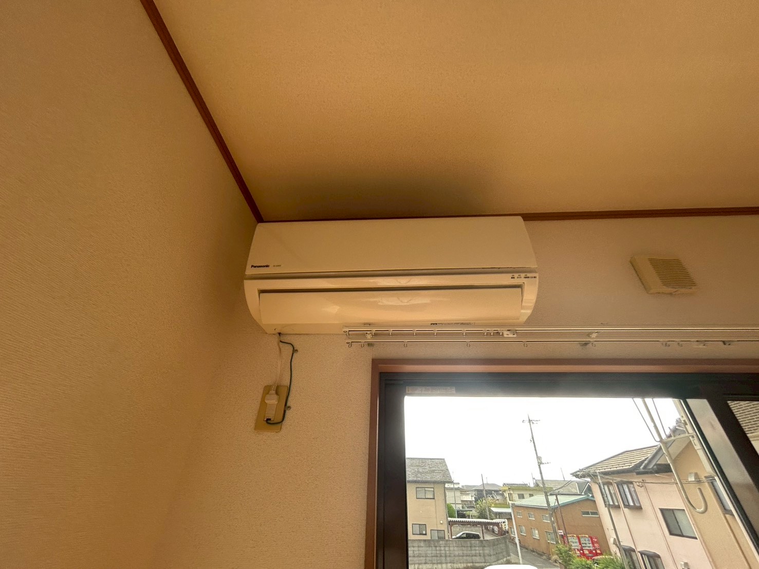 その他設備　エアコン3台各部屋に付いてます！！