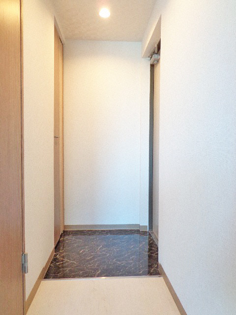 玄関　広々とした玄関です！