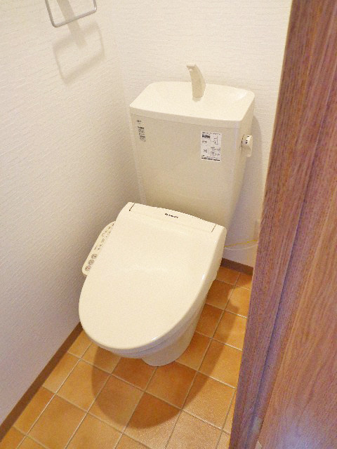 トイレ　ウォシュレット設置済みです！