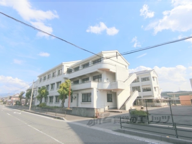 小学校　玉緒小学校（小学校）まで2200m