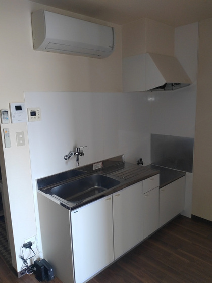 キッチン　※別部屋の写真です