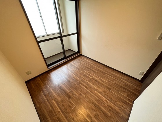 居室・リビング　※別部屋の写真です