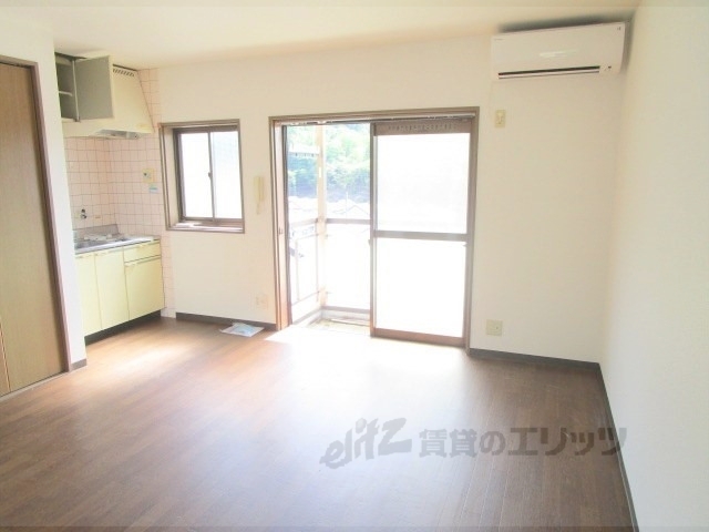 居室・リビング　洋室