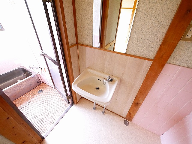 洗面設備　洗面所です