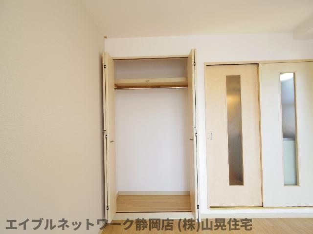 【静岡市葵区研屋町のマンションの収納】