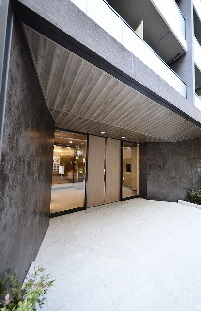 エントランス　エントランス