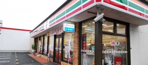 コンビニ　セブンイレブン 福岡高木1丁目店（コンビニ）まで547m