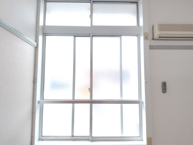 眺望　窓からは光がいっぱい