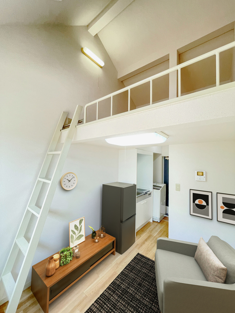 居室・リビング　こちらの家具はＣＧです。家具付きではございません。