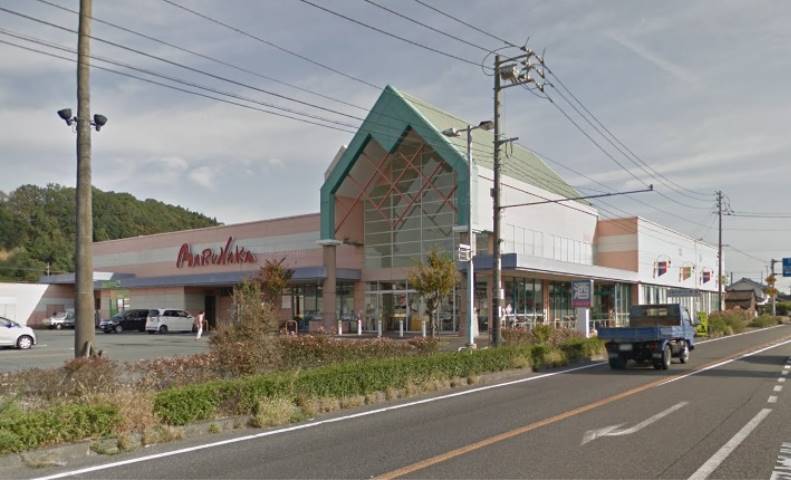 スーパー　（株）山陽マルナカ／鴨方店（スーパー）まで590m