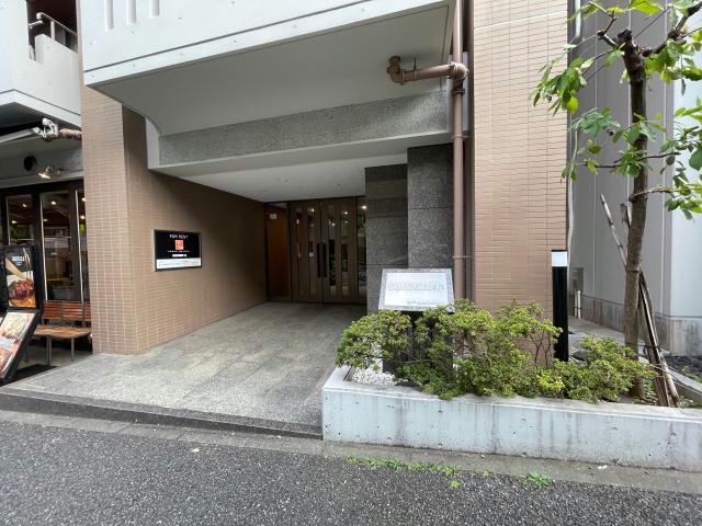 エントランス　エントランス部分