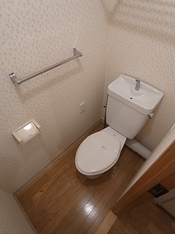 トイレ　トイレ