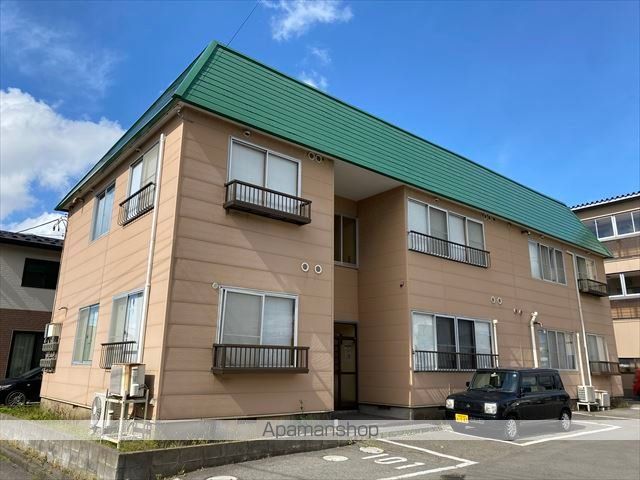 鶴岡市 2階建 築39年の外観写真