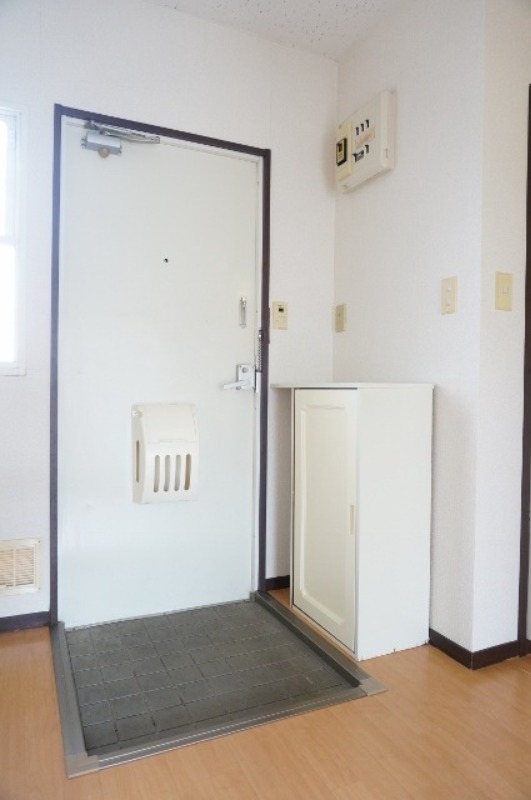 玄関　図面と現状が相違がある場合には現状を優先