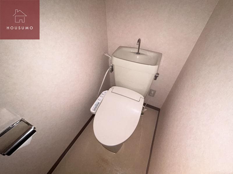 トイレ　清潔感のあるトイレです