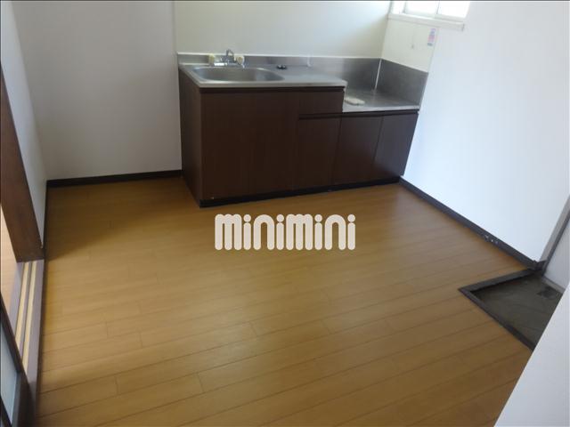 居室・リビング　ダイニングキッチンが広め。