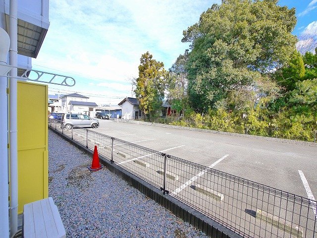 庭　お庭でゆったりと過ごせます