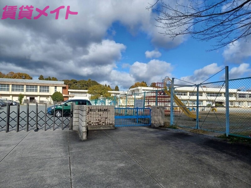 小学校　津市立一志西小学校（小学校）まで1811m