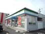 コンビニ　ファミリーマート 四日市別名店（コンビニ）まで511m