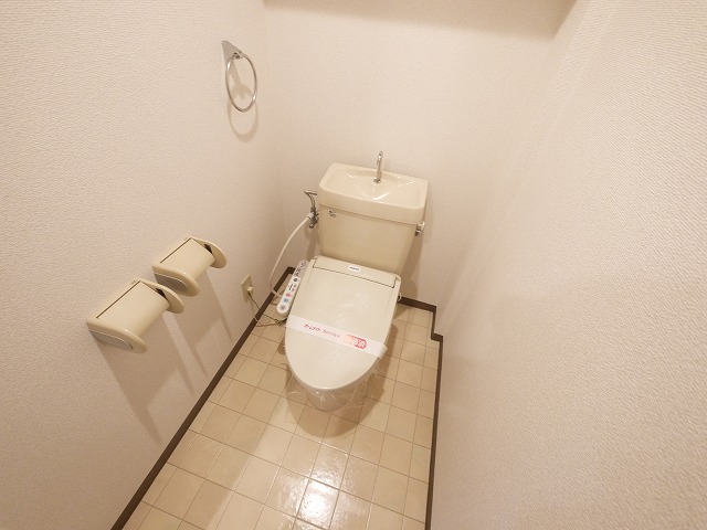 トイレ　コンパクトで使いやすいトイレです