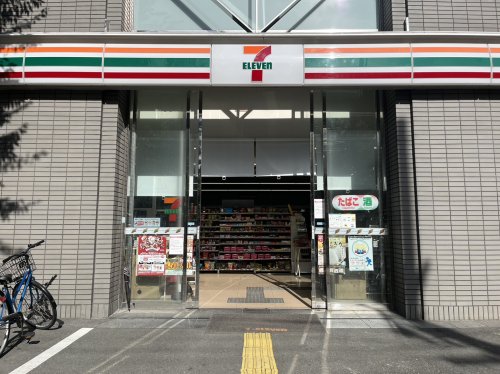 コンビニ　セブンイレブン 江坂公園前店（コンビニ）まで188m