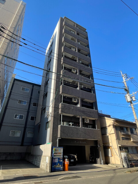 ＬＣ　ＰＬＡＣＥ　ＦＵＮＡＴＳＵの建物外観