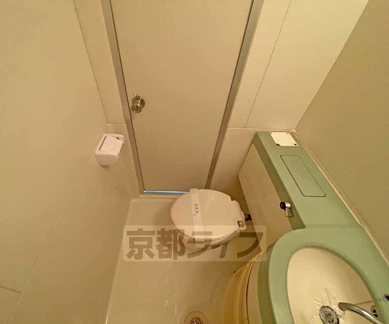 トイレ　ユニットバスのトイレです。