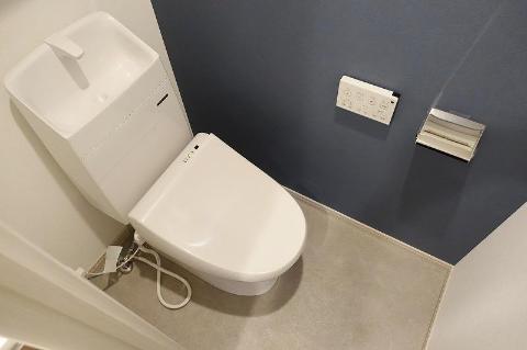 トイレ　シャワー付トイレ