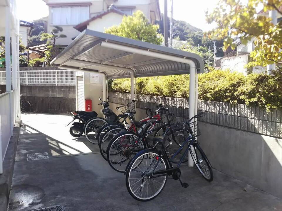 駐車場　駐輪場