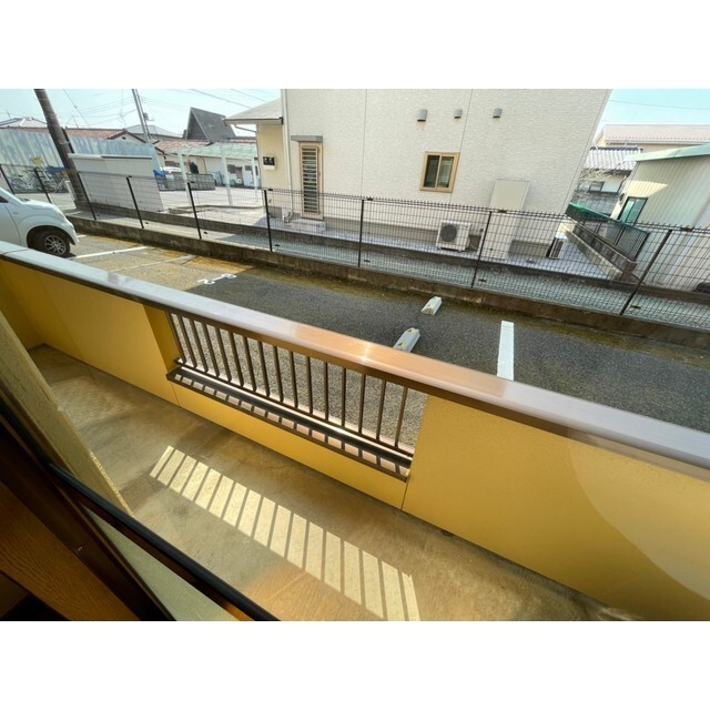 バルコニー　日当たり抜群