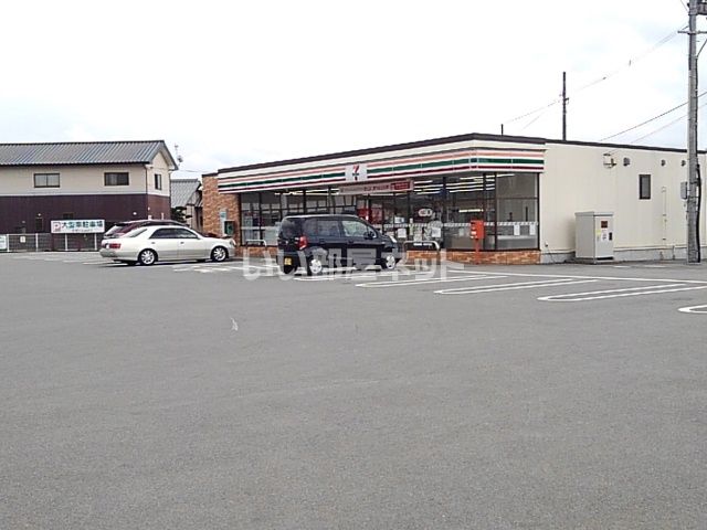 コンビニ　セブンイレブン　広川川瀬店（コンビニ）まで497m