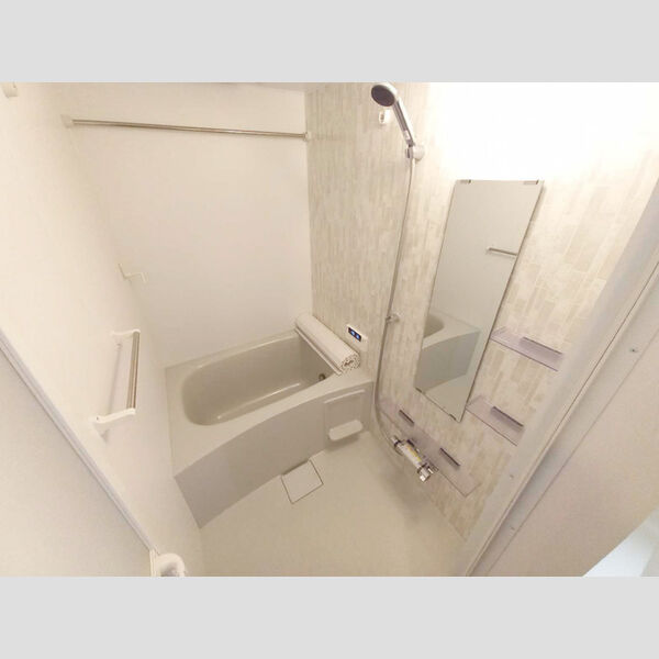 バス・シャワールーム　きれいなお風呂です