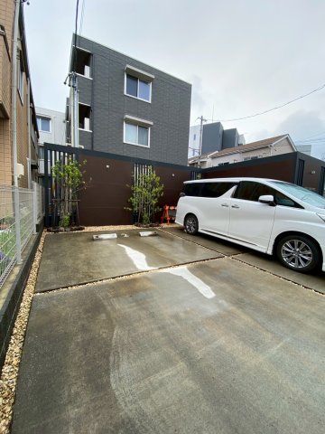 駐車場　駐車スペースもあります