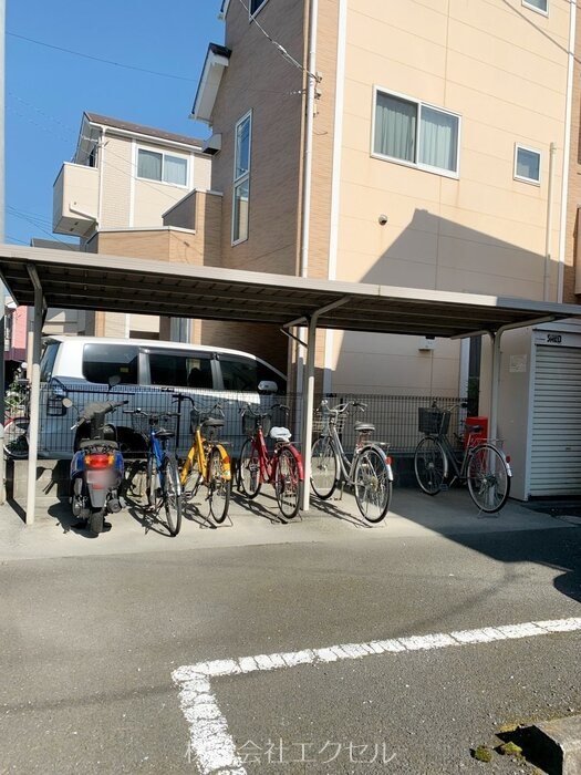 その他共有部分　駐輪スペースです。