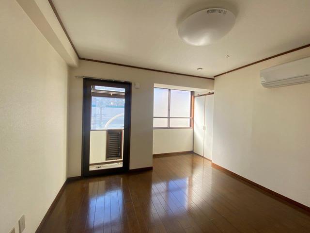 居室・リビング　他号室の写真です