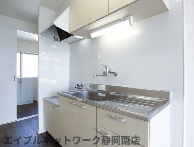 キッチン　きれいなキッチンです